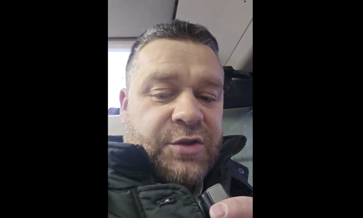 Primarul Ciprian Ciucu a dat un semnal clar și ferm: niciun șofer sau vatman de la Societatea de Transport București (STB) nu va fi concediat în perioada următoare, în pofida situației financiare extrem de grave cu care se confruntă compania