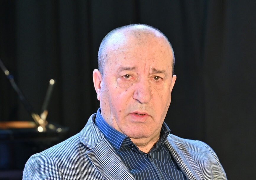 Primăria din Chiajna și fostul primar Mircea Minea, acuzat de DNA de o serie de nelegalități legate de finanțarea controversată a clubului de fotbal Concordia Chiajna, se află în centrul unui proces care a rămas aproape de un an și jumătate blocat în procedura de camera preliminară la Tribunalul Ilfov