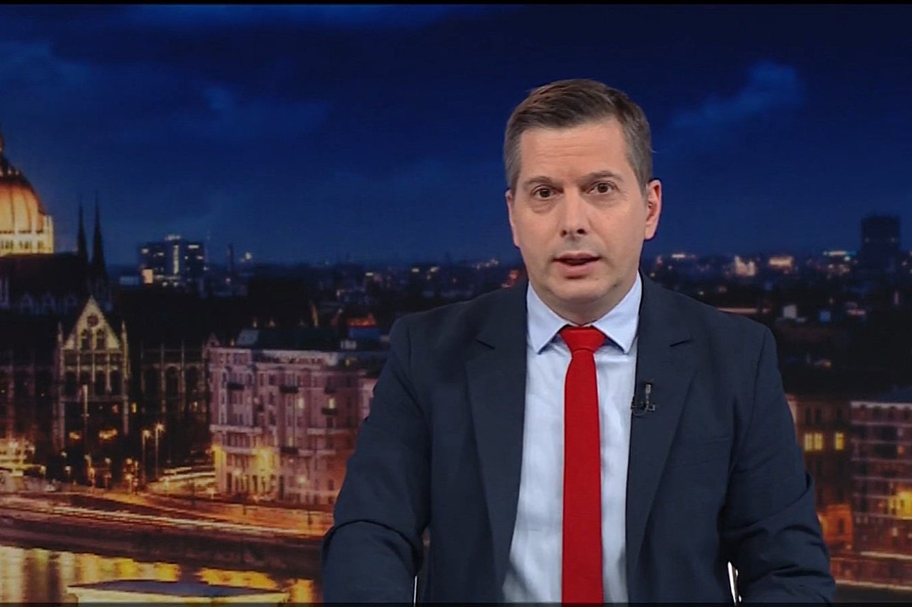 Doliu în televiziunea românească: A decedat Kontra György, un îndrăgit prezentator de știri La doar 45 de ani, Kontra György, cunoscut ca prezentator de știri la M1 și fost angajat al MTVA, a decedat brusc, lăsând în urmă o comunitate îndoliată