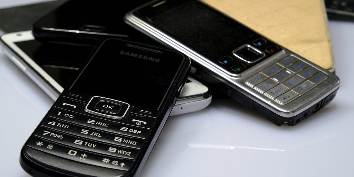 phone-2920775_1280.jpg - Presa360