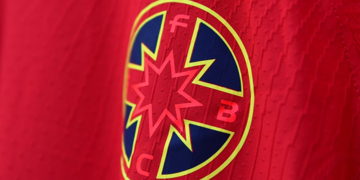 prezentarea-noului-echipament-al-fcsb-12072023-20.jpg - Presa360