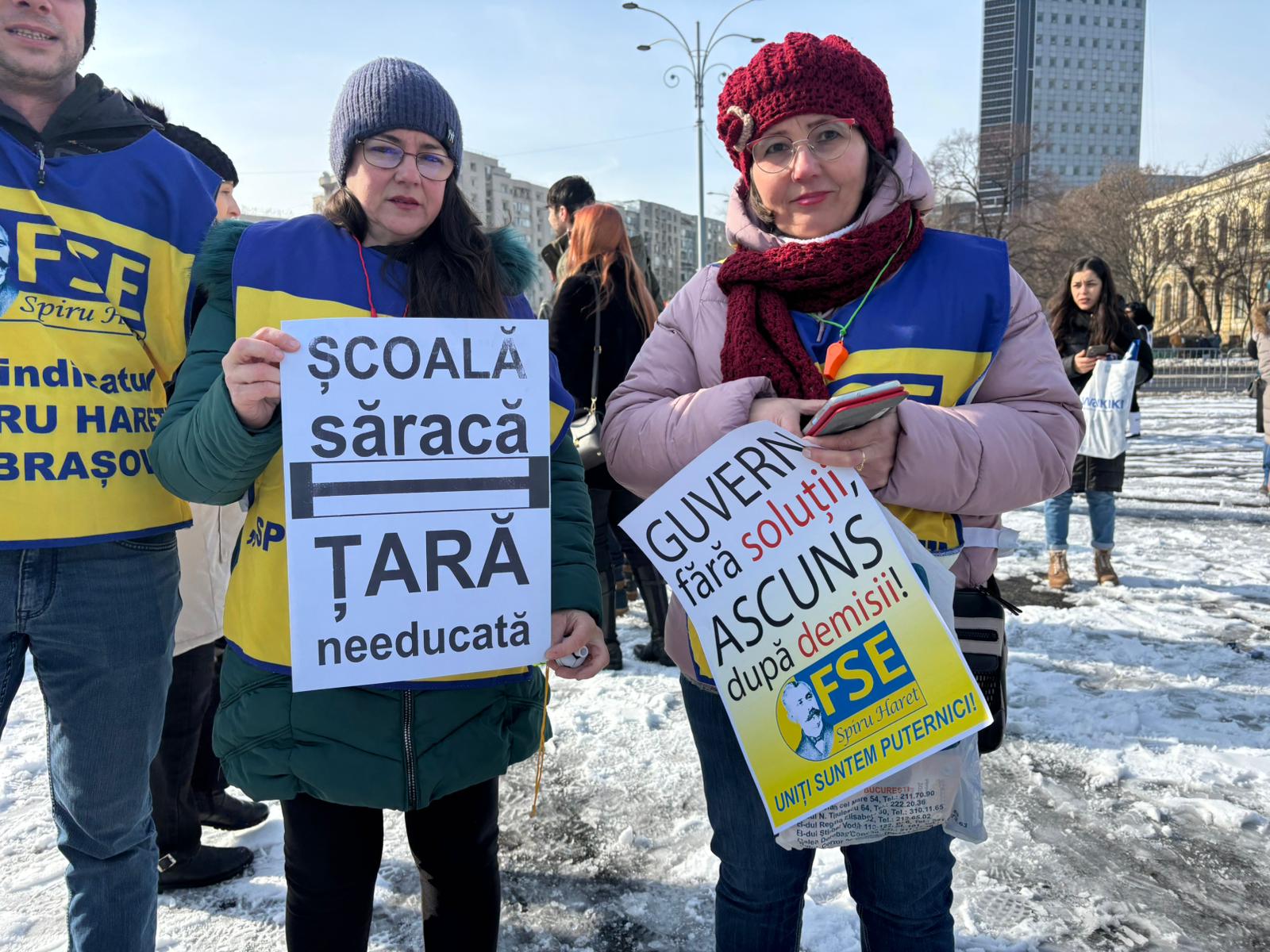 Rezultatele unui sondaj realizat de Federația Sindicatelor din Învățământ (FSLI) indică o nemulțumire profundă în rândul dascălilor și personalului auxiliar din sistemul educațional