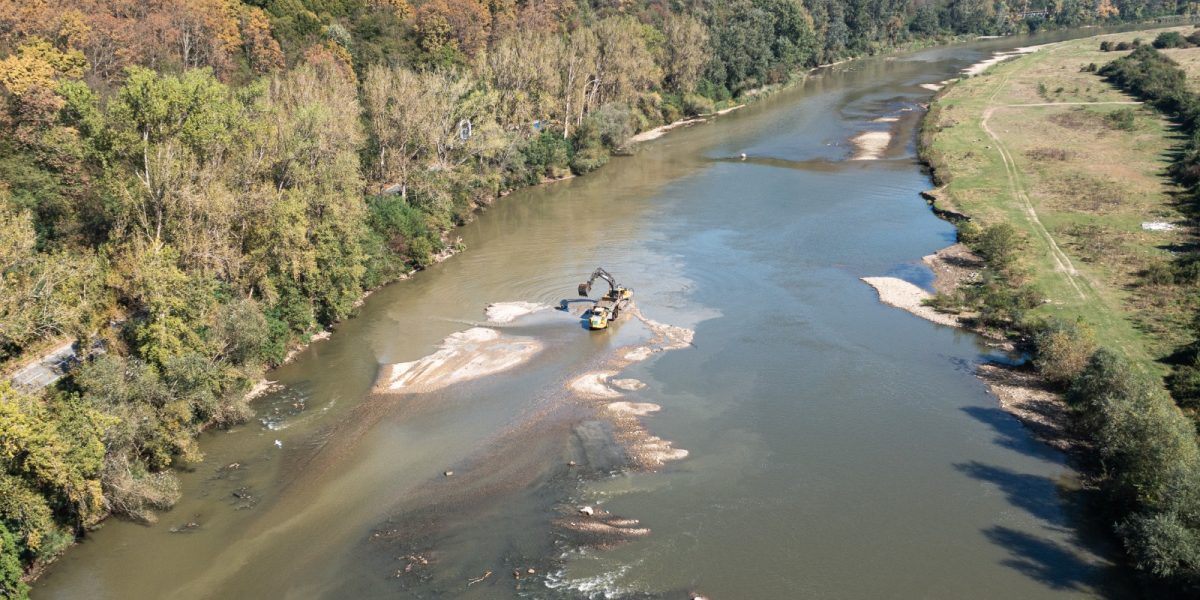 somes-draglina-balastiera.jpg - Presa360