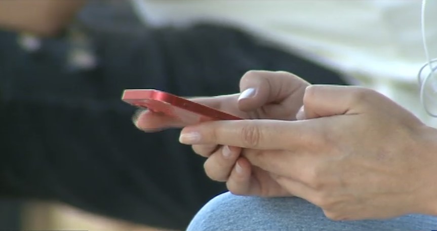 telefon.jpg - Presa360