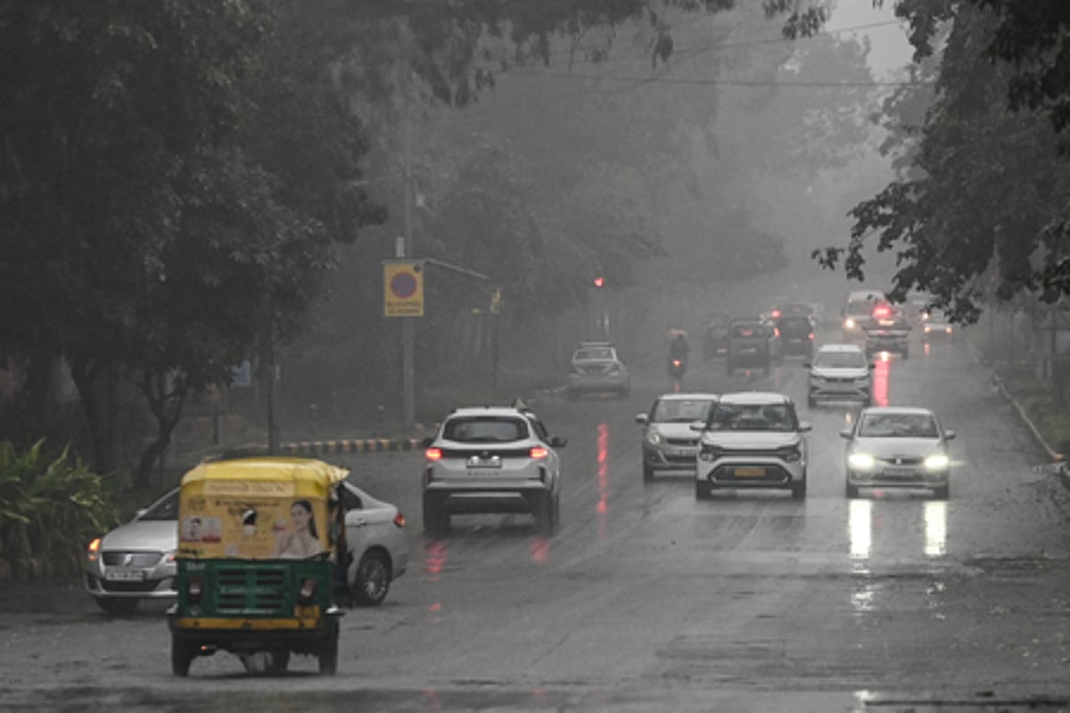 Delhi se trezește cu ploi ușoare, dar AQI rămâne 'prost'