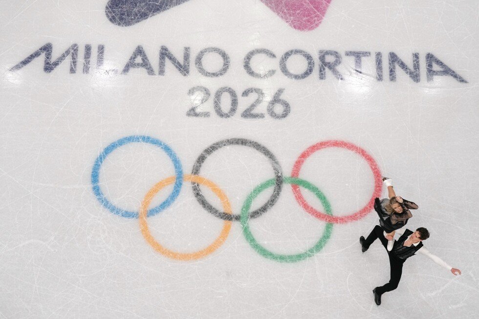 Familia lui Vadym Kolesnik a putut asista la Olimpiadă după patru ani de război în Ucraina La Milano, patru ani de la începerea războiului în Ucraina, figura patinajului artistic american, Vadym Kolesnik, a zburat pe gheață și în inima publicului, având alături doi membri ai familiei sale