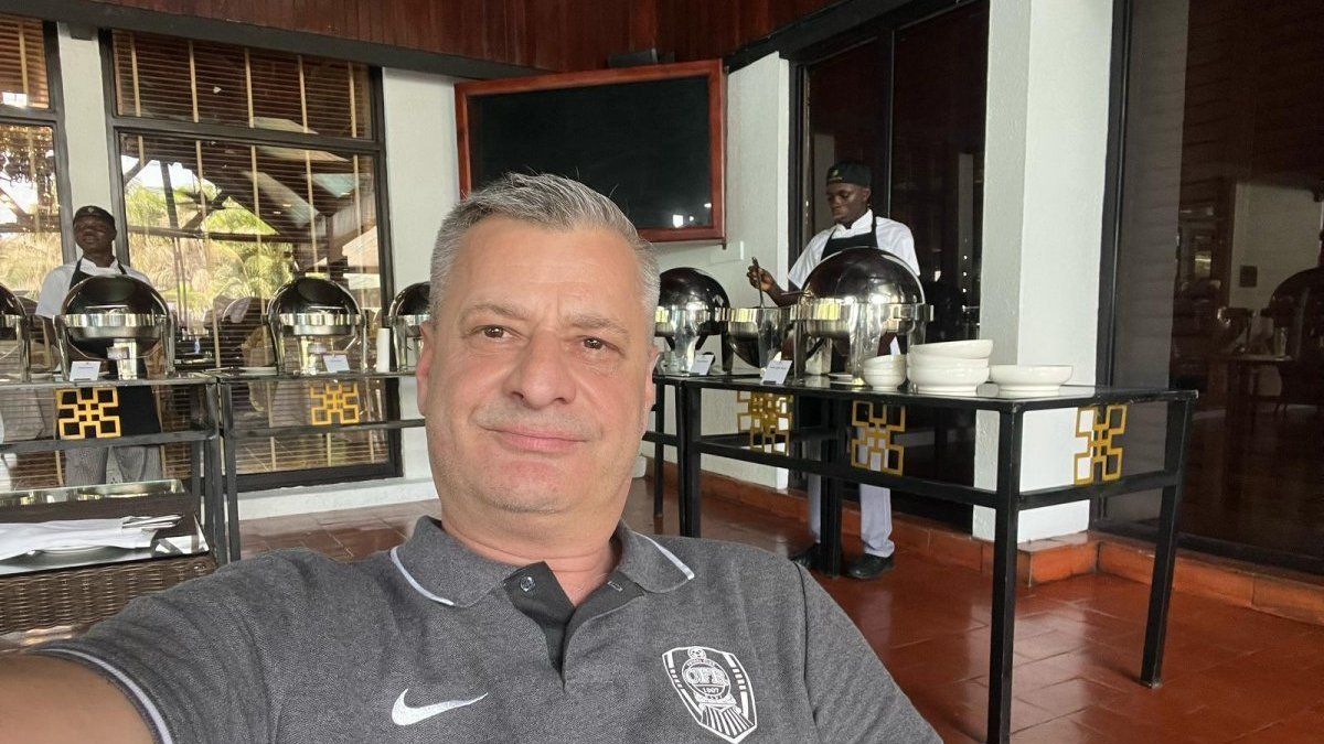 CFR Cluj triumfă în derby-ul orașului, învingând ”U” Cluj cu 3-2 CFR Cluj a reușit să se impună în derby-ul orașului, în fața marii rivale, Universitatea Cluj, scor 3-2