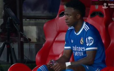Vinicius în centrul unui nou scandal rasial Vineri seara, starul brazilian Vinicius Junior a fost din nou ținta unor comentarii rasiste, alimentând discuțiile despre rasismul endemic în fotbalul european