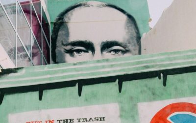 Președintele rus Vladimir Putin ar putea fi nevoit să-și revizuiască strategia de război din Ucraina, pe fondul unor presiuni din ce în ce mai mari generate de criza economică și militară cu care se confruntă Rusia