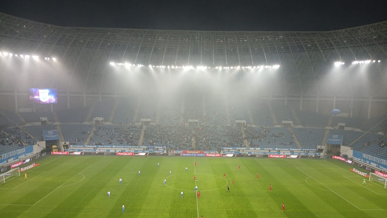 Universitatea Craiova primește vizita Oțelului Galați în confruntarea din Liga 1 Universitatea Craiova va întâlni Oțelul Galați într-un meci crucial din cadrul Ligii 1, programat pentru această seară la ora 18:00