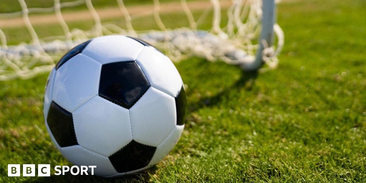 Olympiakos și AEK Athens își mențin poziția de lideri după un sezon echilibrat în Superliga Greciei Sezonul actual al Superliga Greciei se apropie de linia de final fără surprize majore în fruntea clasamentului