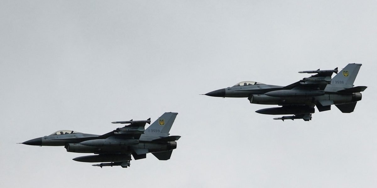 Sistemele de supraveghere ale Ministerului Apărării Naționale au detectat marți seară prezența unei drone clandestine în proximitatea spațiului aerian național, în zona nordică a județului Tulcea