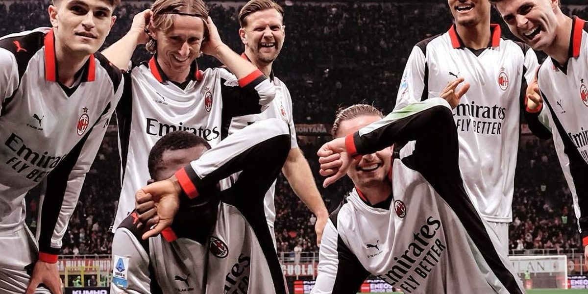 AC Milan a câștigat dramatic meciul cu Torino, scor 3-2, în etapa a 30-a din Serie A, într-un duel care a intensificat lupta pentru titlu în campionatul italian
