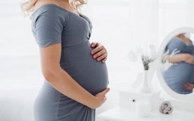 Expunerea la substanțe chimice în timpul sarcinii poate avea efecte pe termen lung, impactând sănătatea nu doar a viitorului copil, ci și a mai multor generații ulterior