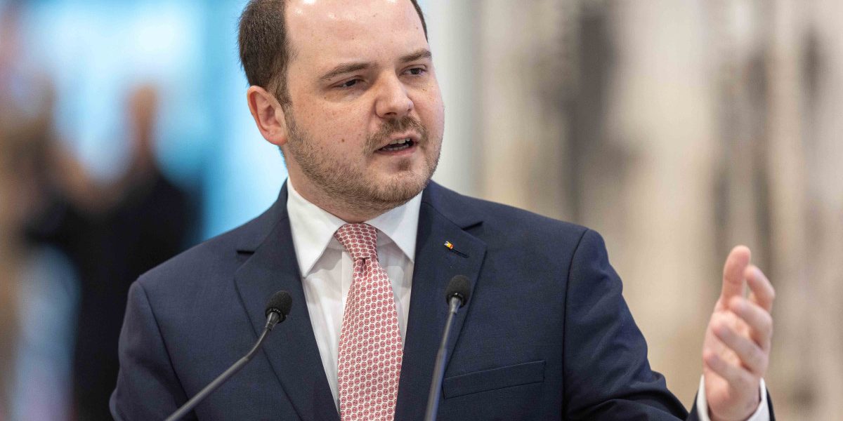 Ministrul Sănătății răspunde situației unui pacient cronic: „Îmi pare rău că simțiți neplăceri”