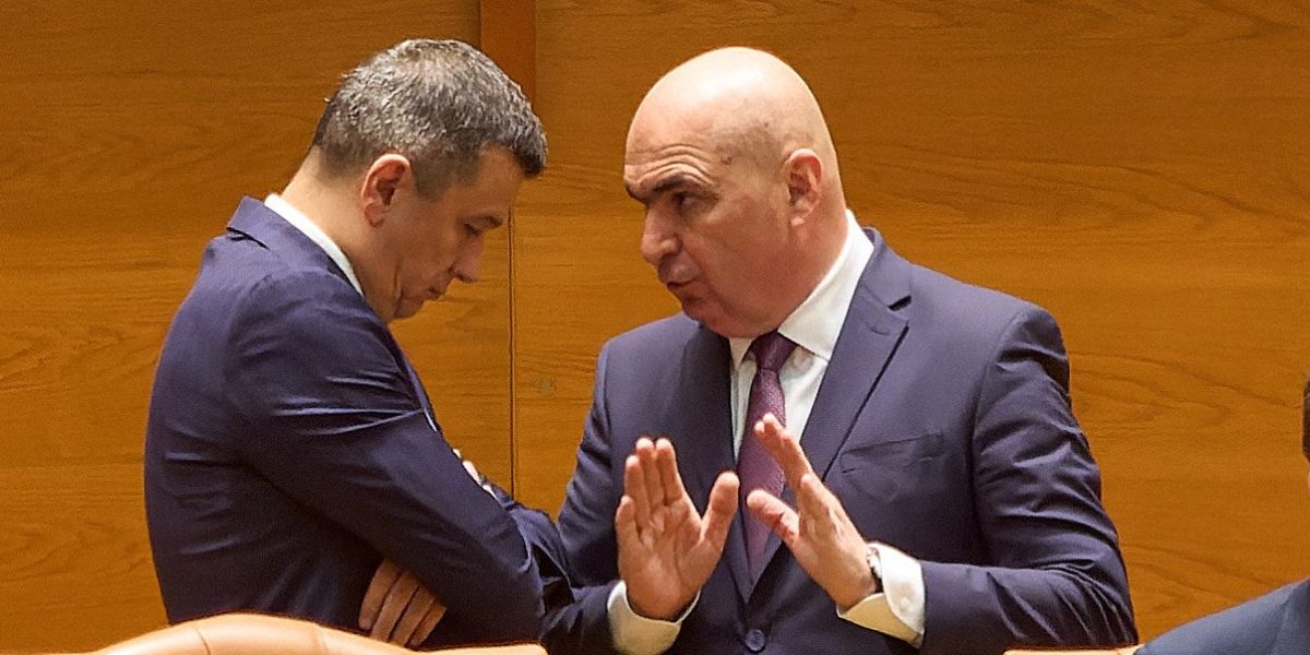 PNL avertizează PSD: Riscul dezbaterii distorsionate și al voturilor-surpriză în procesul bugetar Partidul Național Liberal face un apel ferm către social-democrați, avertizând cu privire la riscul de a transforma dezbaterea bugetară într-un teren de joc pentru negocieri ocolite sau pentru decizii surpriză, menite să depășească consensul parlamentar