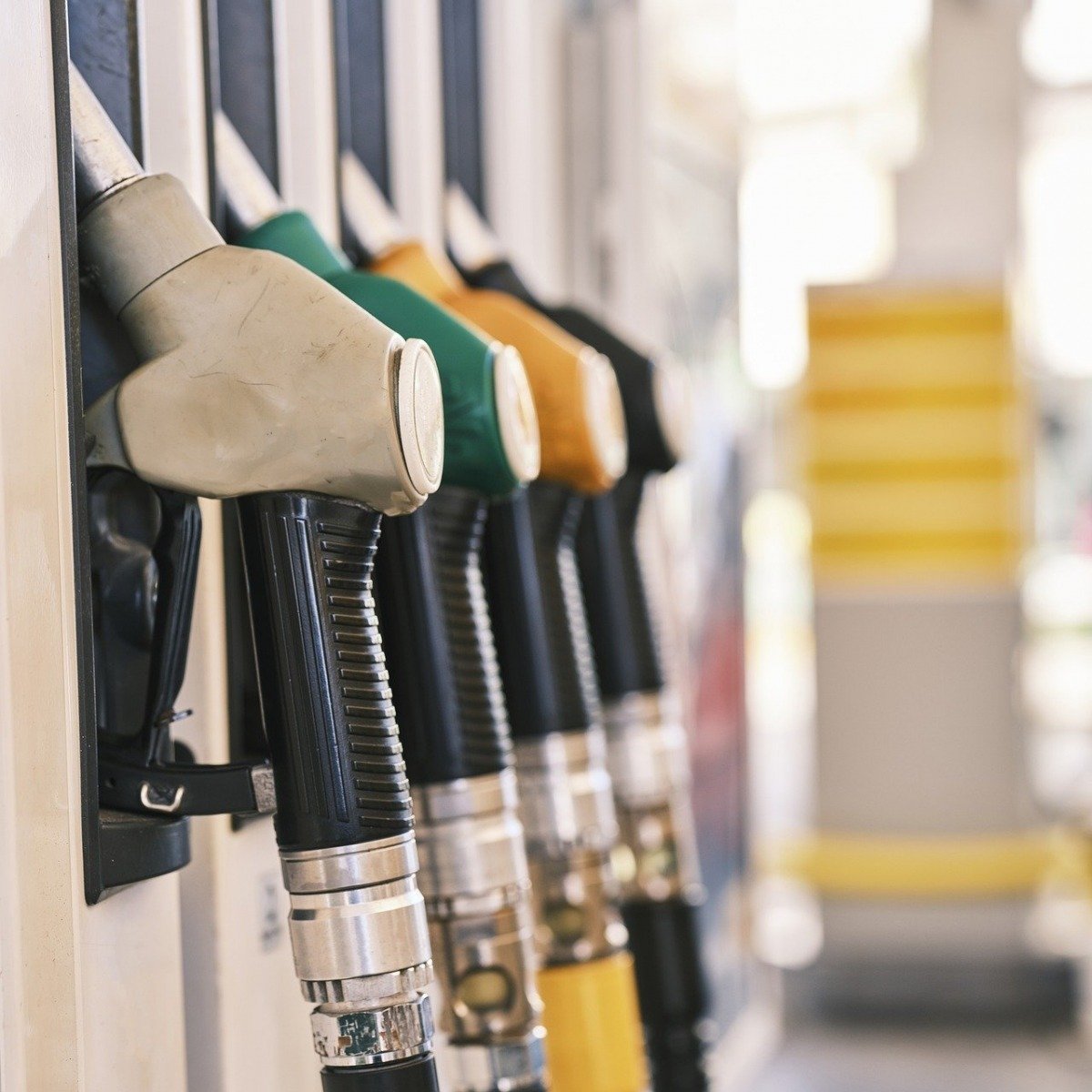 Președintele Asociației Energia Inteligentă avertizează: creșterile de preț vor anula efectele ordonanței privind criza țițeiului