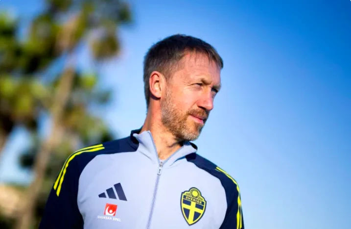 Ucraina a reușit, în ciuda provocărilor, să avanseze în play-off-urile preliminariilor pentru Campionatul Mondial din 2026, după o campanie dificilă, marcată de meciuri disputate în afara țării și pierderi importante din lot