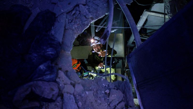 Yemenul anunță că a lansat rachete asupra Israelului, escaladând conflictul din Orientul Mijlociu Reprezentanții mișcării Houthi din Yemen au declarat sâmbătă că au tras rachete în direcția Israelului, marcând astfel o extindere semnificativă a conflictului regional