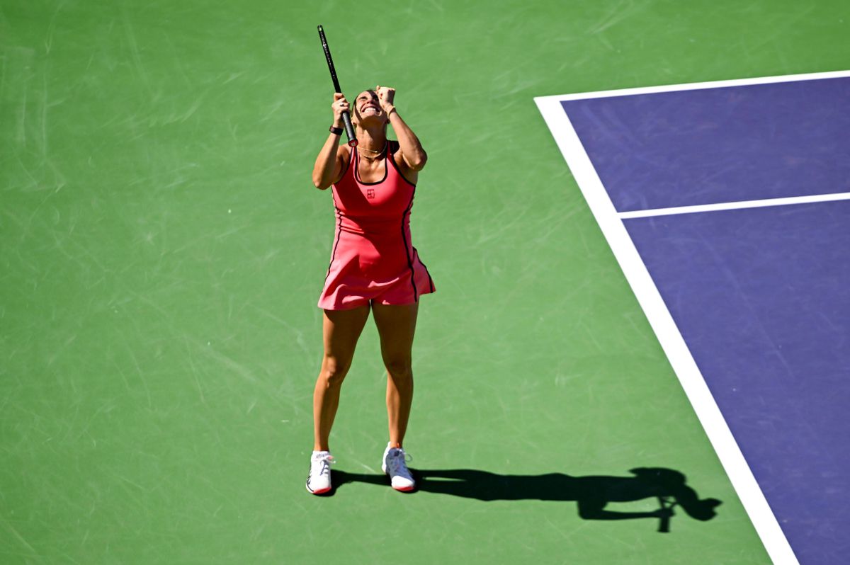 Aryna Sabalenka a obținut prima sa victorie la Indian Wells, învingând-o pe Elena Rybakina în finala din acest an, după un meci plin de dramatism, care a durat peste două ore și jumătate