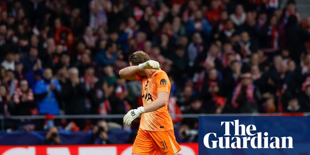 Tottenham, umilită de Atletico Madrid: Tudor își apără decizia de a-l schimba pe Kinsky în doar 17 minute Tottenham a suferit una dintre cele mai dure înfrângeri din istoria recentă, fiind învinsă cu scorul de 5-2 de Atlético Madrid într-un meci din Liga Campionilor care va rămâne în memoria fanilor pentru greșelile grave și deciziile surprinzătoare ale antrenorului interimar Igor Tudor