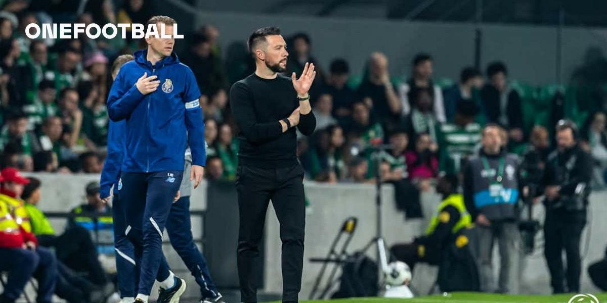 Tensiuni și decizii controversate la ultimele meciuri din Liga portugheză Liga portugheză de fotbal a fost din nou scena unor incidente care au stârnit controverse între oficiali, jucători și suporteri