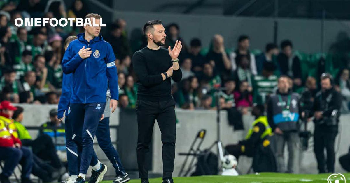 Tensiuni și decizii controversate la ultimele meciuri din Liga portugheză Liga portugheză de fotbal a fost din nou scena unor incidente care au stârnit controverse între oficiali, jucători și suporteri