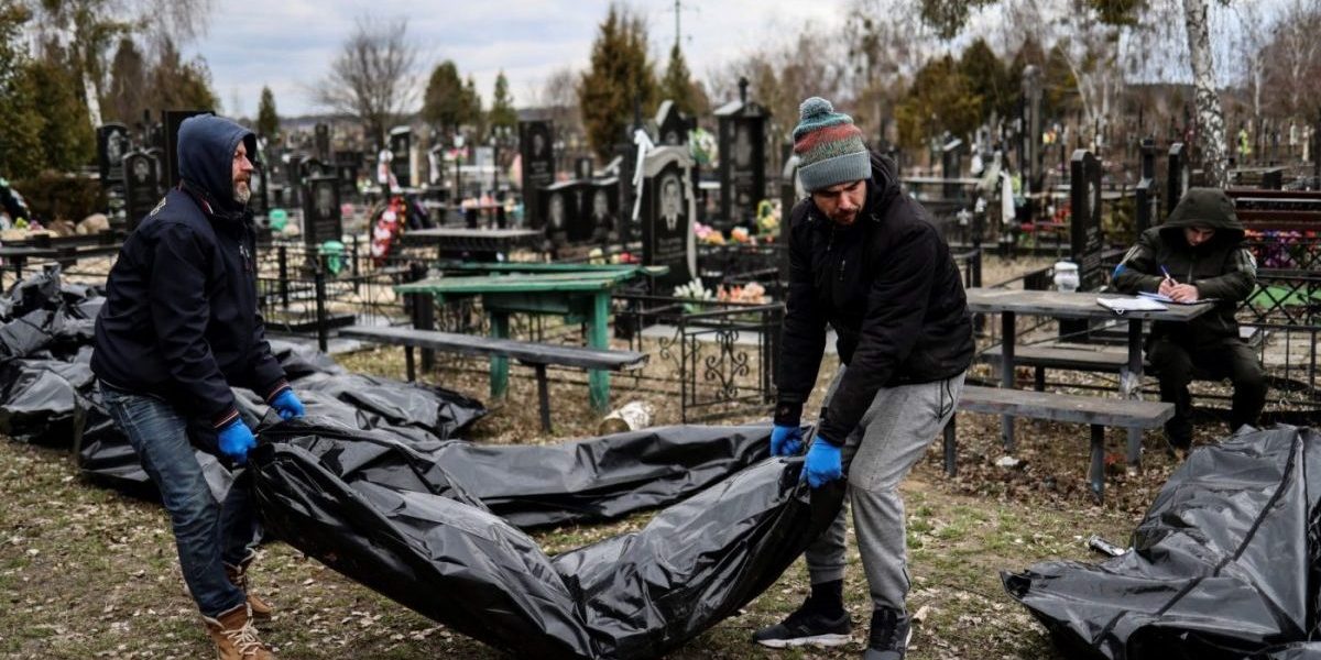 Uniunea Europeană anunță sancțiuni împotriva celor vinovați de crime de război la Bucha, ca răspuns la masacrul din Ucraina Europa își intensifică răspunsul la atrocitățile comise în Ucraina