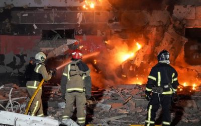 Rusia intensifică atacurile asupra Ucrainei în timp ce discuțiile de pace stagnează pe fondul crizei din Orientul Mijlociu Ucraina traversează o perioadă de turbulențe majore, atât din cauza escaladării conflictului militar cu Moscova, cât și din cauza blocajului diplomatic în vederea unei eventuale soluții pașnice