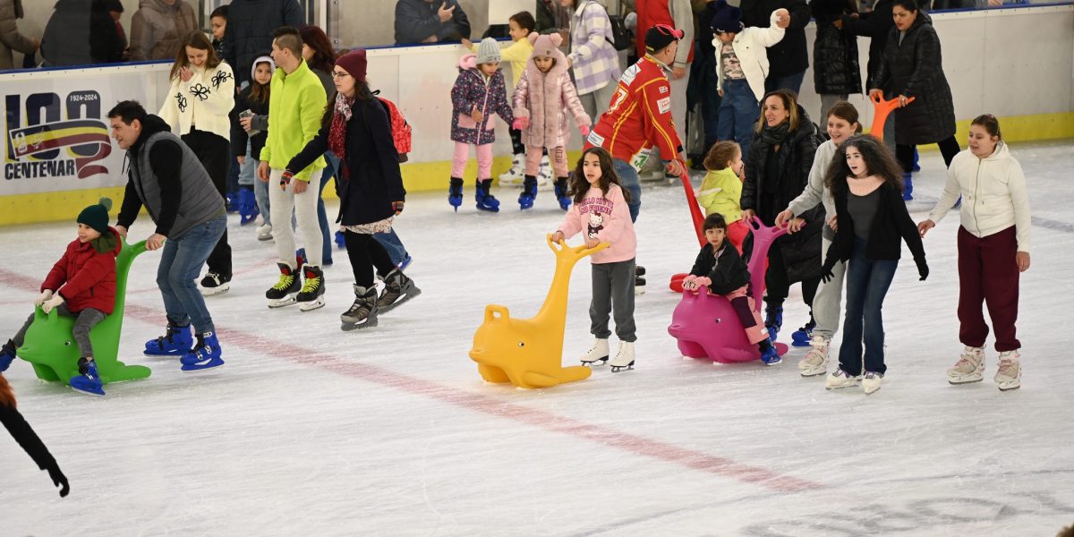 Berceni Arena repară atmosfera de primăvară cu un program de patinaj pentru întreaga familie în acest weekend Pentru iubitorii sporturilor de iarnă și pentru cei care vor să împrietenescă gheața, Berceni Arena pregătește o ofertă specială în weekendul ce urmează