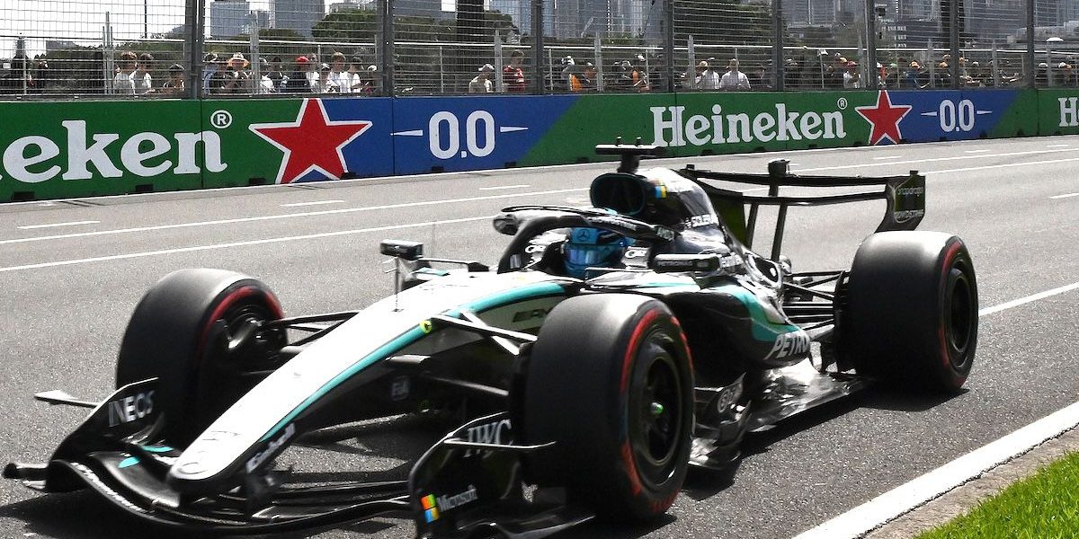George Russell a fost cel mai rapid pilot în prima sesiune de calificări a noului sezon din Formula 1, obținând pole position pentru Marele Premiu al Australiei, programat duminică la Melbourne