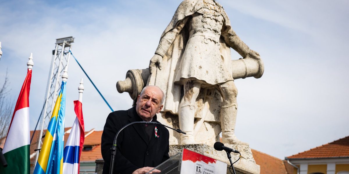 Președintele Ungariei, Tamás Sulyok, a transmis un mesaj plin de încărcătură emoțională și simbolică dincolo de granițele țării sale, marcând semnificația zilei de 15 martie pentru maghiari încă dincolo de hotarele Ungariei