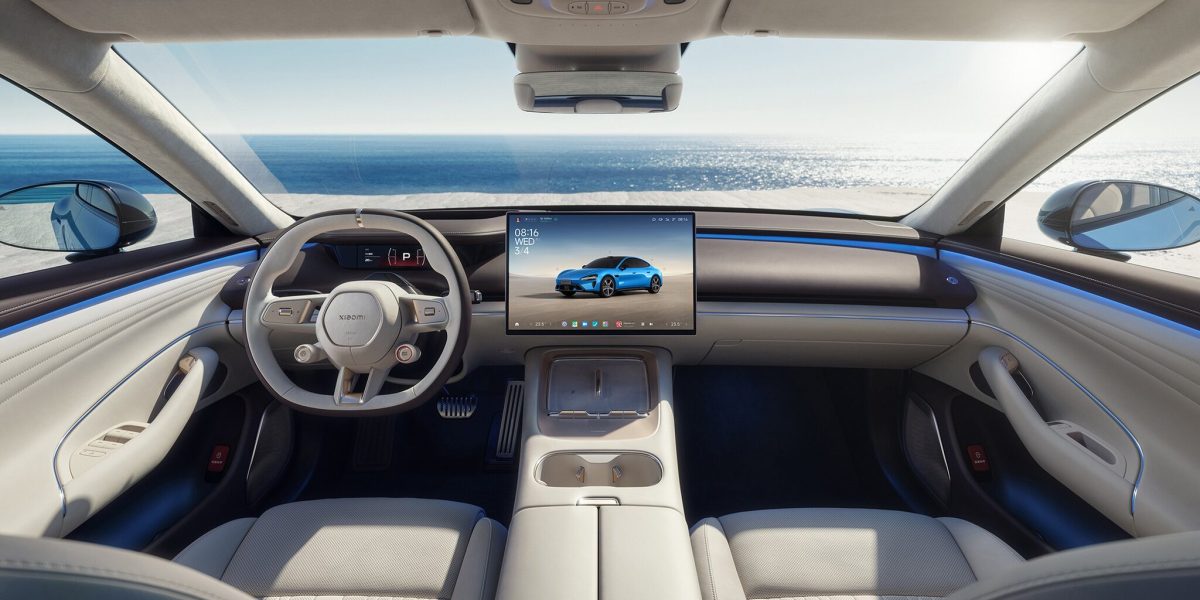 Xiaomi își face intrarea oficială în segmentul mașinilor electrice cu lansarea noului SU7, un sedan care nu doar că promite performanțe solide și autonomie impresionantă, dar și plasează compania chineză într-un nou context în lumea automobiliștilor