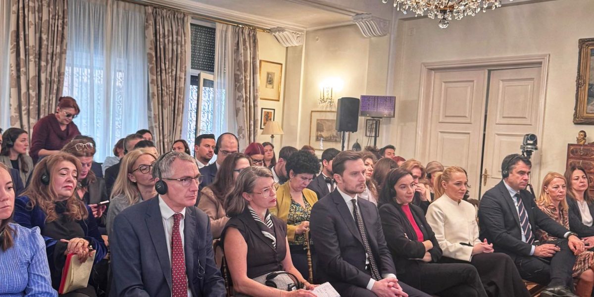 Stelian Bujduveanu, viceprimarul Capitalei din partea Partidului Național Liberal, a participat recent la o întâlnire importantă organizată la invitația Ambasadorului Spaniei în România, E.S