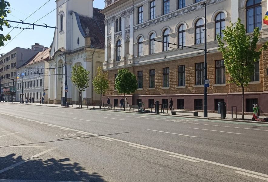 Luni, 16 martie, Clujul se bucură de o zi însorită, cu temperaturi plăcute și maxime ce pot ajunge până la 15 grade Celsius, oferind un început optimist pentru săptămâna anterioară