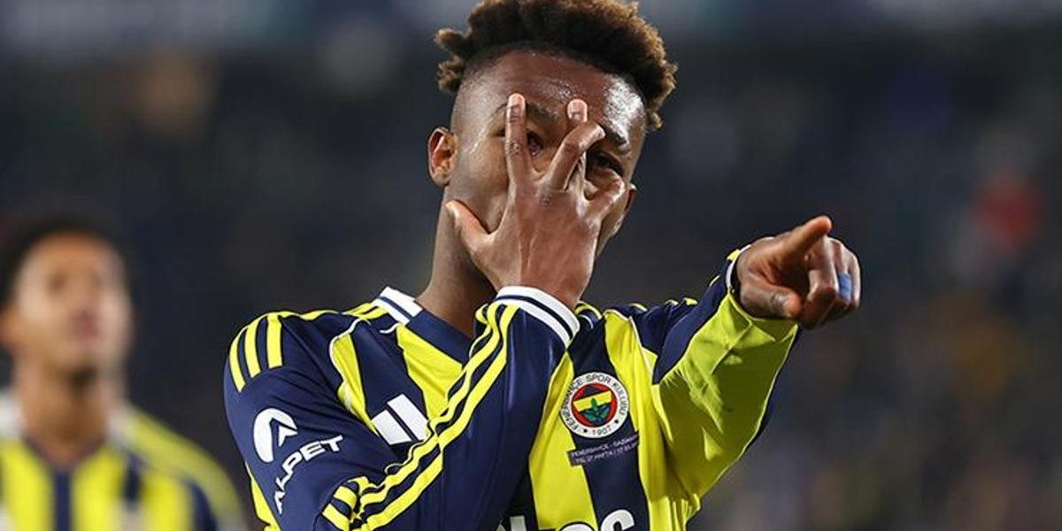 Kadıkoy’de Nene Dorgeles sahne aldı, golu critical matchte açıkladı