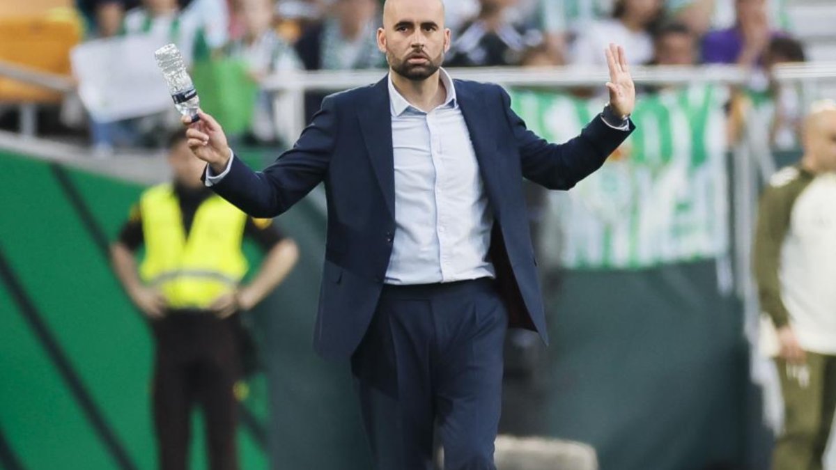 Celta caută victoria în meciul crucial cu Alavés, în timp ce Claudio Giráldez rămâne focusat pe obiectivele imediate Celta Vigo întâlnește duminică pe teren propriu gruparea Alavés, o confruntare considerată decisivă în eforturile echipei de a evita retrogradarea în actualul sezon