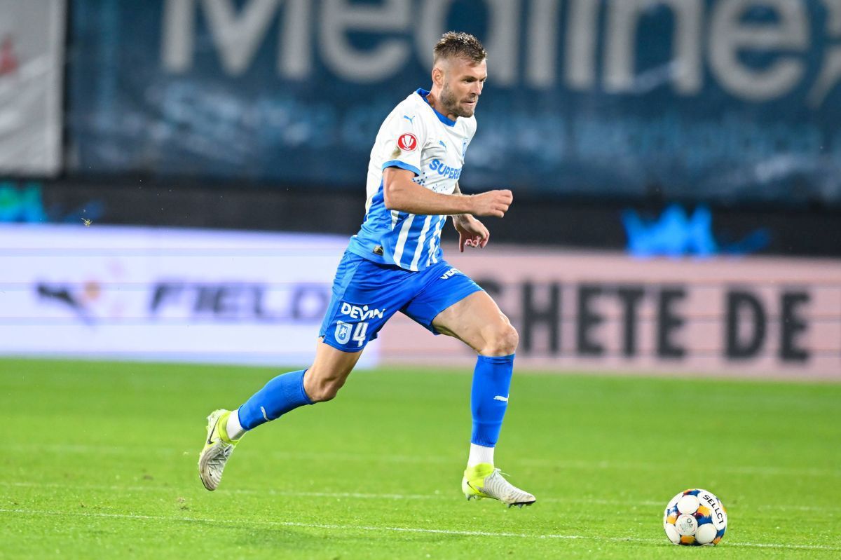 Universitatea Craiova a încheiat duminică dimineața un meci amical împotriva formației de Liga a doua, CSM Slatina, cu un scor convingător de 2-0
