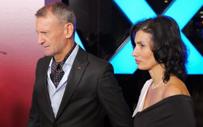 Gică Craioveanu, fostul internațional român și actual analist TV, a făcut o apariție surprinzătoare pe covorul roșu alături de noua sa parteneră, la premiera filmului româno-spaniol „Acel martie”