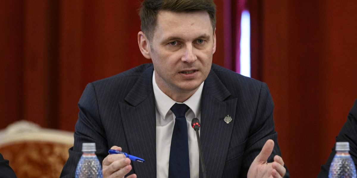 Coaliția politică și controversa candidaturii pentru funcția de Avocat al Poporului Discuțiile din coaliția de guvernare se intensifică în jurul candidaturii pentru funcția de Avocat al Poporului