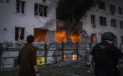 Harkov, oraș strategic din estul Ucrainei, plonjează în adâncimea durerii și tristeții după un atac cu rachetă care a devastat o clădire rezidențială, lăsând în urmă șapte victime decedate și zeci de răniți