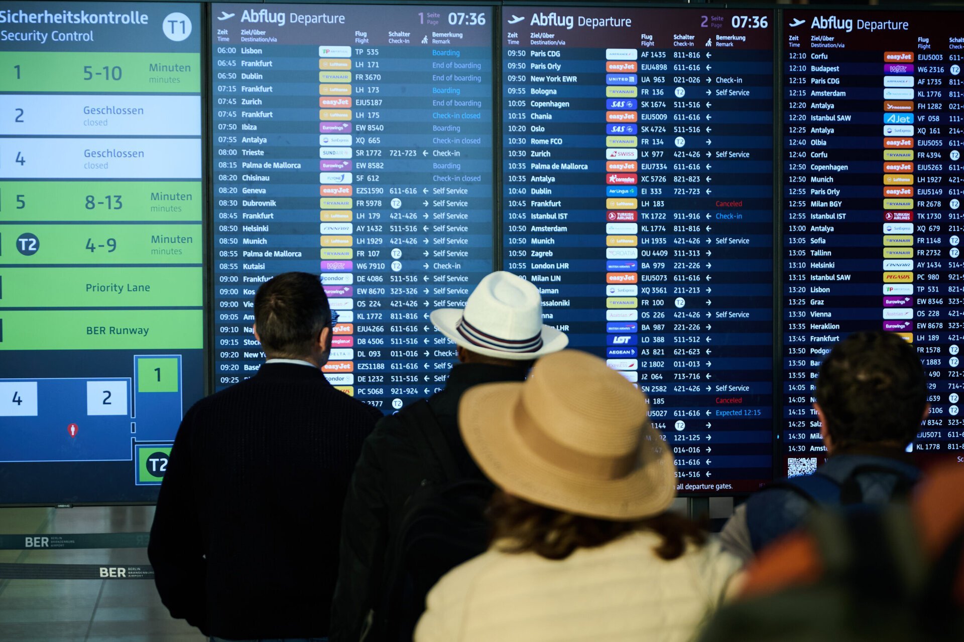 Zborurile anulate sau întârziate din cauza circumstanțelor extraordinare devin o realitate frecventă pentru pasagerii din Uniunea Europeană, iar reglementările în vigoare oferă clarificări importante despre drepturile și compensațiile lor