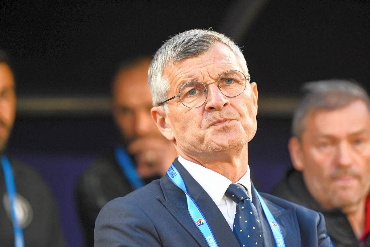Ioan Ovidiu Sabău, fostul antrenor al U Cluj, a oferit o analiză sinceră și echilibrată a eșecului naționalei României în barajul pentru calificarea la Campionatul Mondial din 2026, remarcând pregătirea atentă a tehnicianului Mircea Lucescu și posibilitatea ca Gică Hagi să fie înlocuitorul ideal pentru „Il Luce”