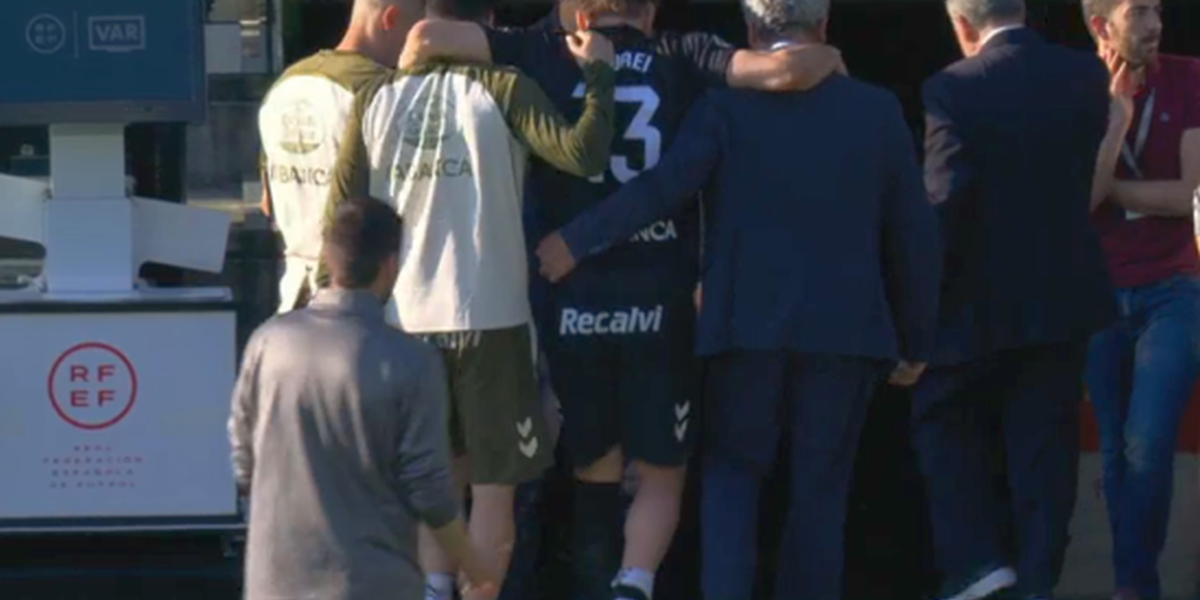 Ionuț Radu, portarul shape-ului naționalei României, a suferit o accidentare serioasă în timpul meciului de duminică dintre Celta Vigo și Alaves, provocând o criză neașteptată pentru staff-ul tehnic