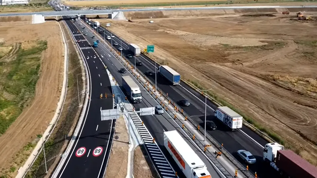 Un nou drum expres în sudul României conectează regiunea direct cu Europa, facilitând dezvoltarea economică și logistică Autoritățile din sudul României au dat undă verde unui proiect de amploare: construcția unui drum expres strategic, menit să îmbunătățească conexiunea între regiune și Europa