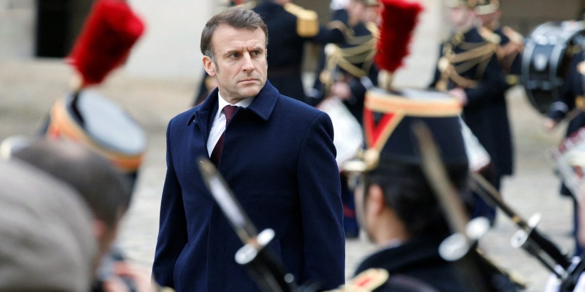 Tensiuni în creștere în Orientul Mijlociu: Iranul își menține capacitățile militare, în ciuda atacurilor americane și israeliene Recent, accentul se mută pe situația tensionată din Orientul Mijlociu, unde Iranul continuă să-și păstreze operațiunile militare fără a fi fortificat grav de atacurile conduse de Statele Unite și Israel