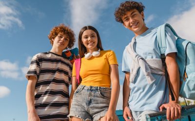 Adolescenții moderni dorm cu peste o oră mai puțin decât cei din 2000