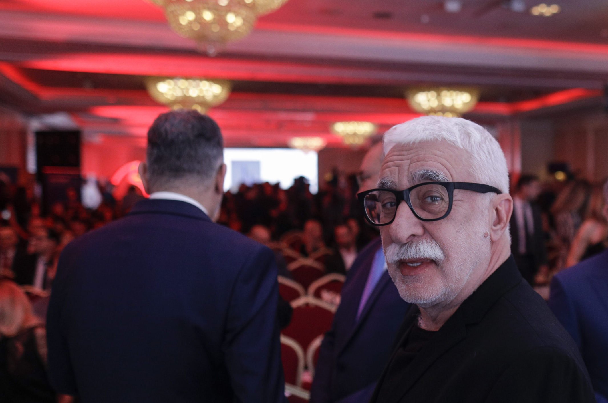 Curtea de Apel București a confirmat definitiv decizia de invalidare a dosarului de evaziune fiscală intentat fostului mogul media Adrian Sârbu, respingând apelurile formulate în acest caz