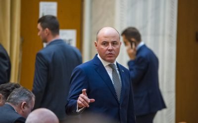 Lider al PNL Iași acuză PSD de blocați politici, afirmând că acest comportament împiedică reformele esențiale Dezbaterea politică din ultimele săptămâni ajunge din ce în ce mai aproape de un punct de fierbere, iar acuzațiile privind blocarea bugetului național pun în lumină conflictul de lungă durată între principalele forțe politice