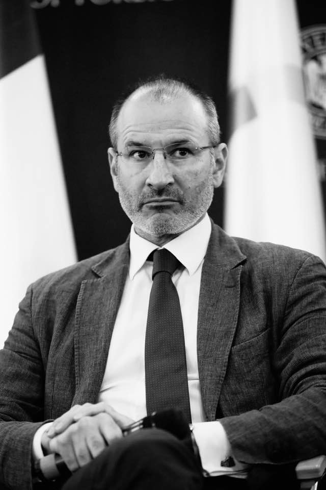 România organizează un zbor charter pentru repatrierea românilor din Qatar afectați de conflictul din Orientul Mijlociu În condițiile escaladării conflictului din Orientul Mijlociu, Ministerul de Externe al României face toate eforturile pentru a asigura evacuarea cetățenilor români aflați în pericol, în special din Qatar și din alte zone de crisi